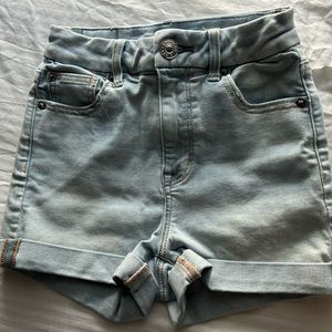 AMERICAN EAGLE Hi rise shorts